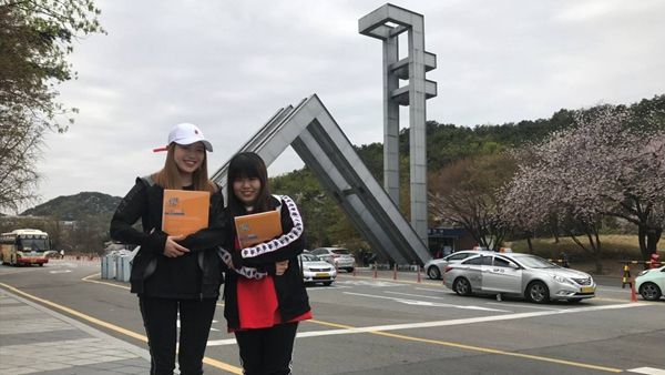 http://www.hncfs.edu.cn/KCPowerUpload/PicFiles/201807/20180702222456585658.jpg