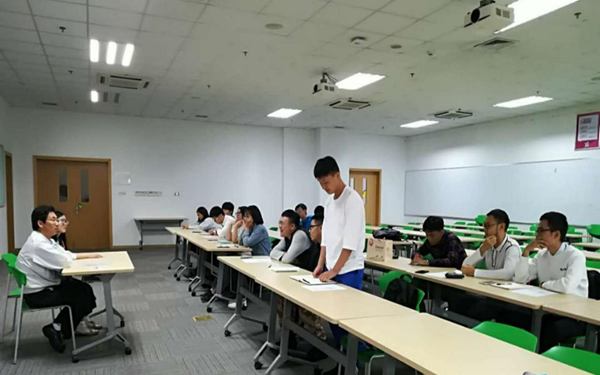 http://www.hncfs.edu.cn/KCPowerUpload/PicFiles/201806/20180627231489128912.png