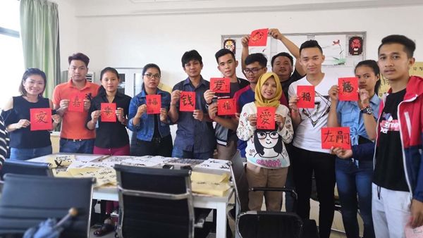 http://www.hncfs.edu.cn/KCPowerUpload/PicFiles/201807/20180720194911771177.jpg